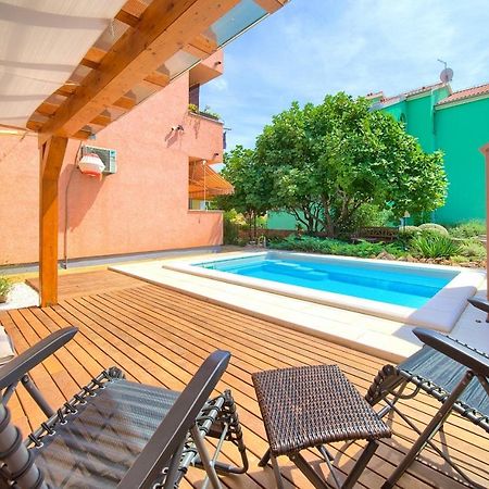 Apartman Bor Krk Кърк Екстериор снимка
