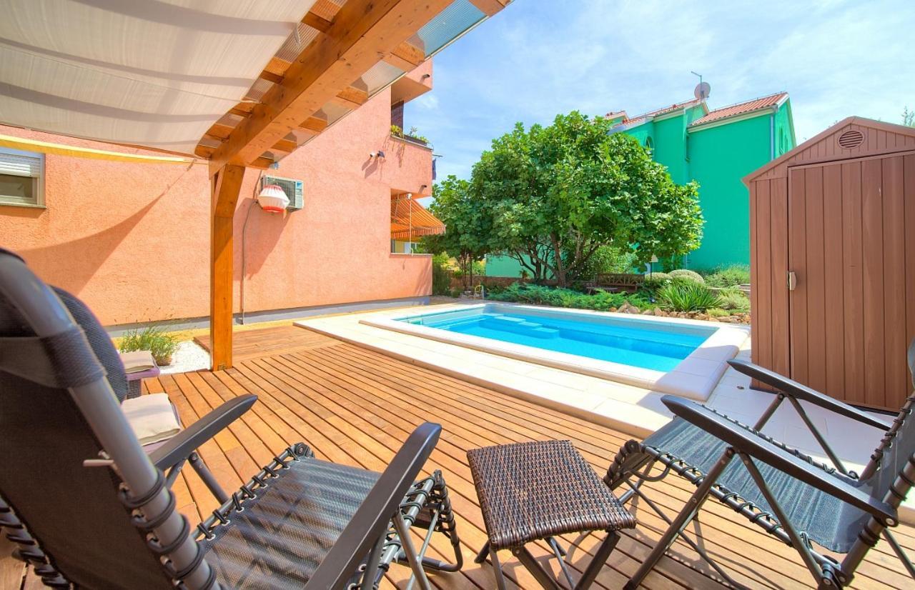 Apartman Bor Krk Кърк Екстериор снимка