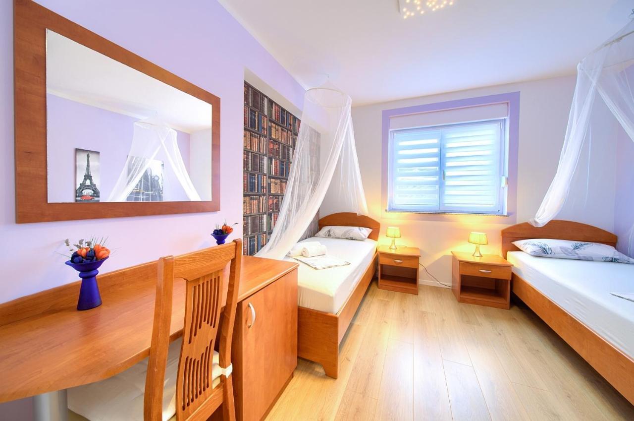 Apartman Bor Krk Кърк Екстериор снимка
