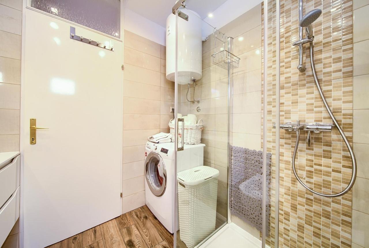 Apartman Bor Krk Кърк Екстериор снимка